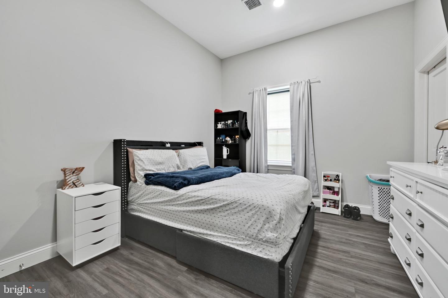 236 W Market St Property Photo 53