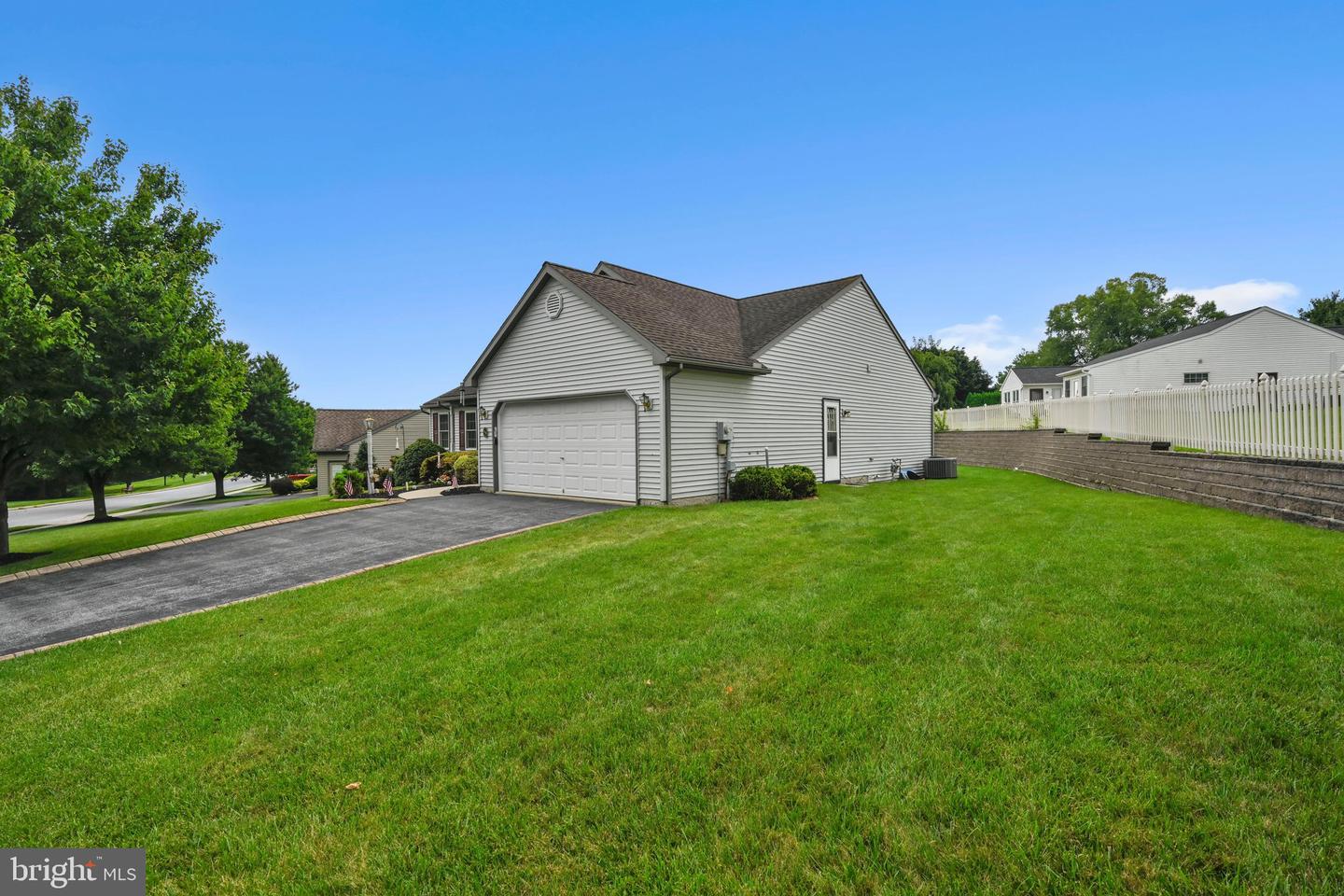 68 Springhouse Drive Property Photo 38