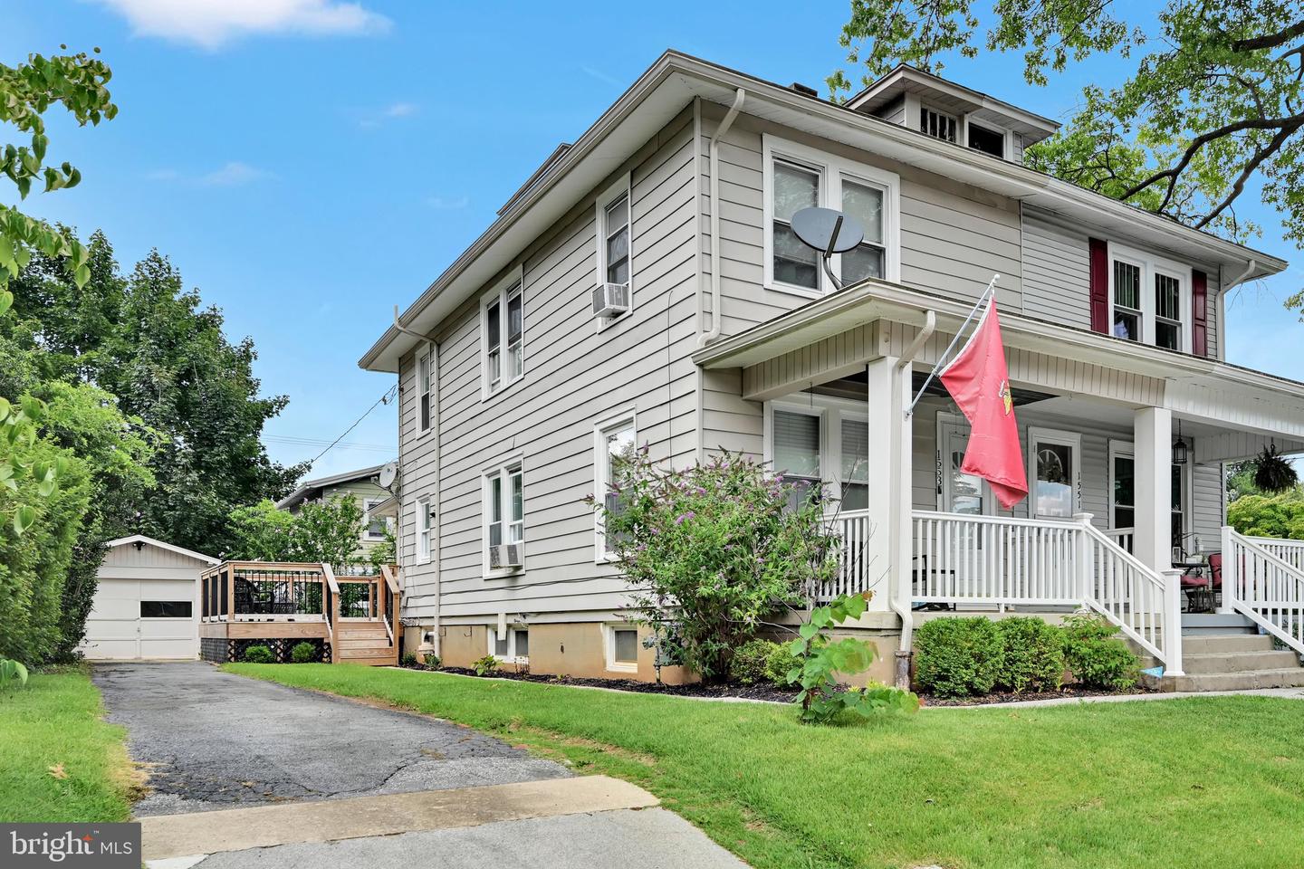 1553 Elm St Property Photo 1