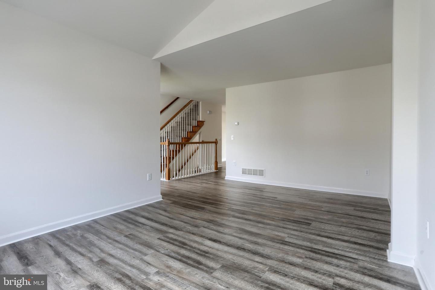 2116 Autumn Ct Property Photo 16