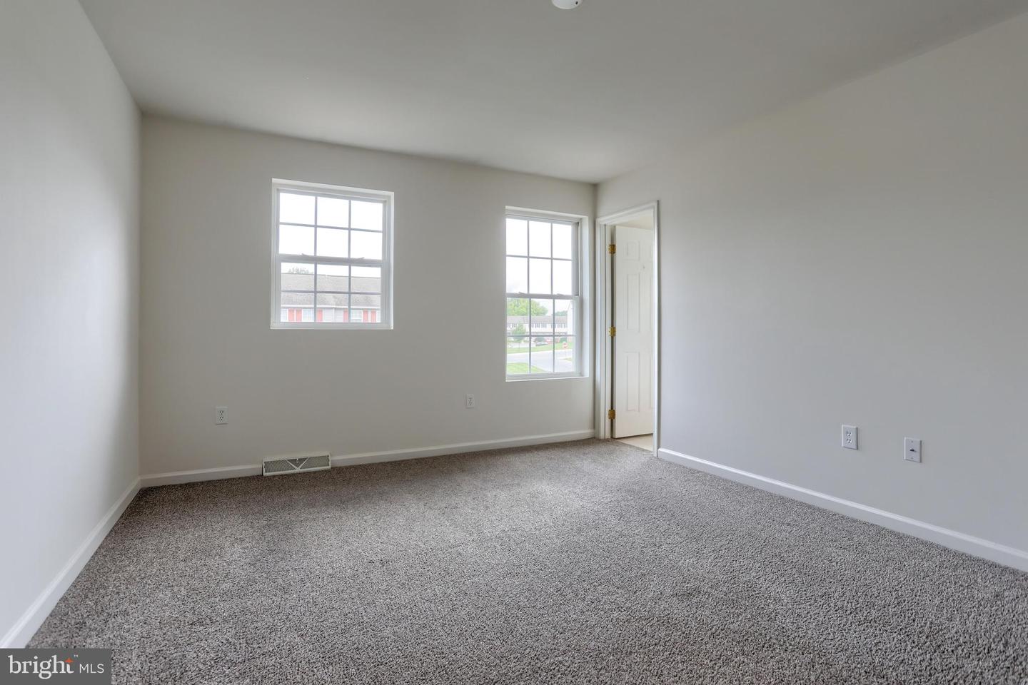 2116 Autumn Ct Property Photo 22