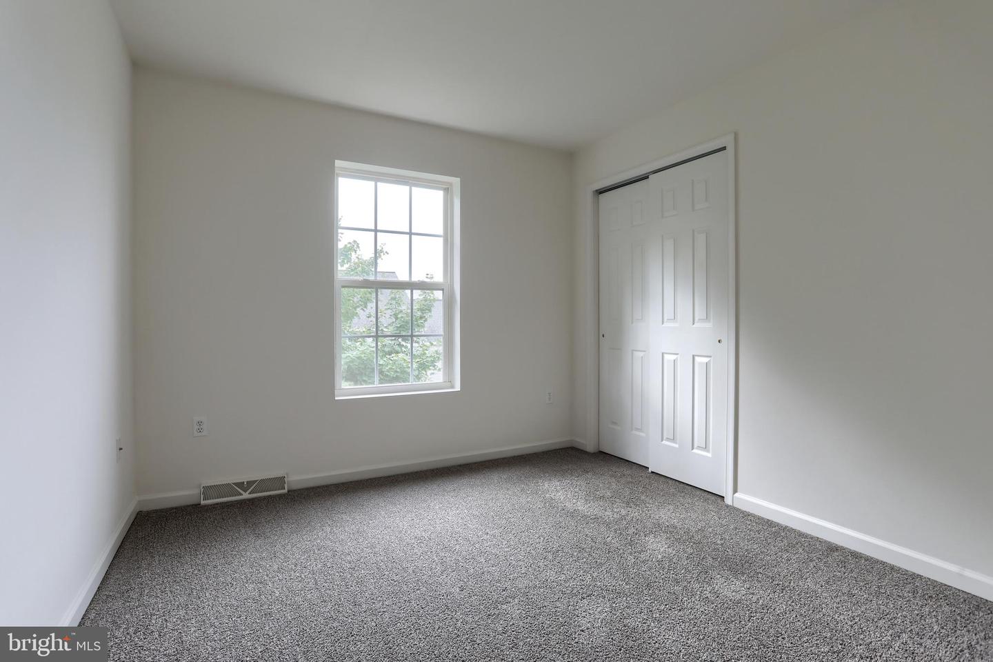 2116 Autumn Ct Property Photo 24