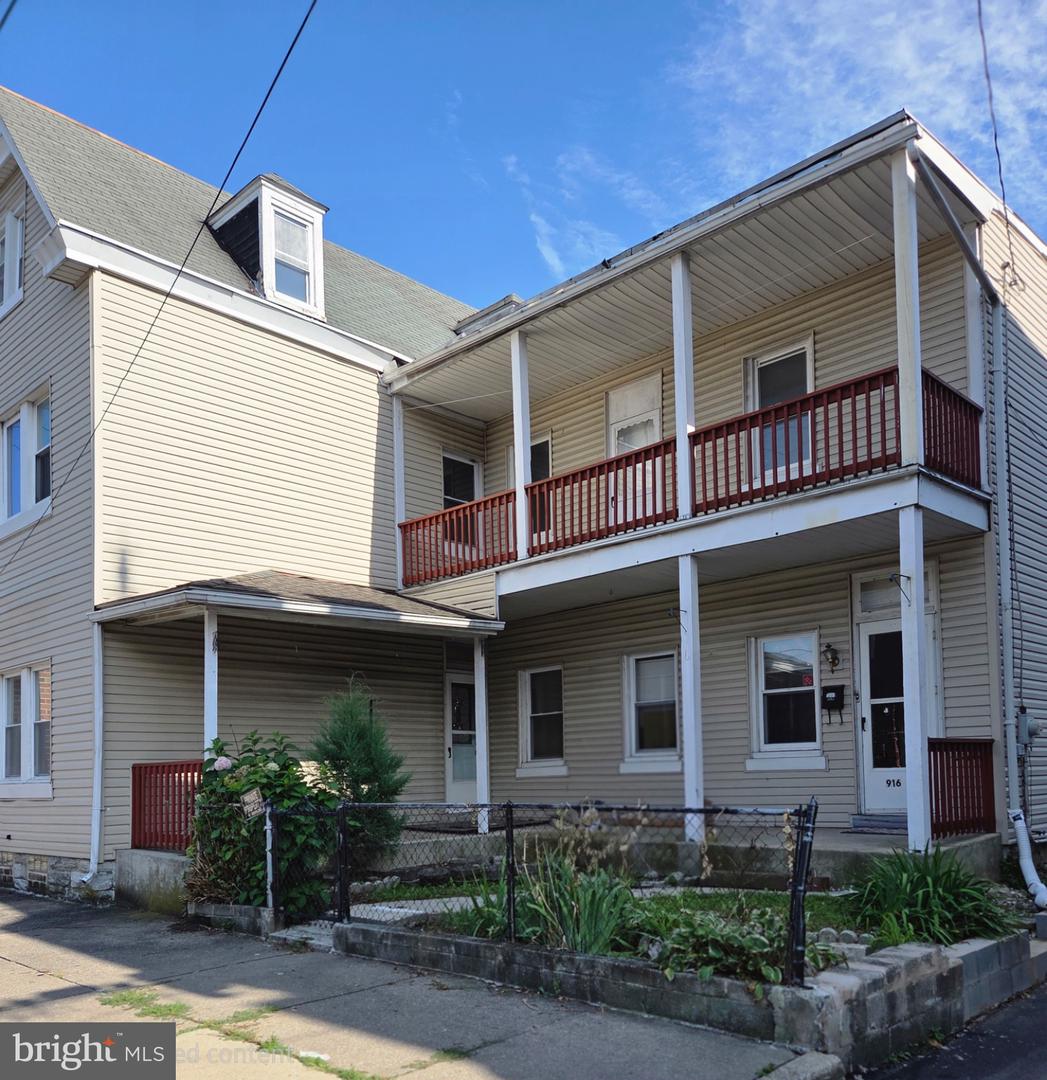 916 Mifflin Street Property Photo 1
