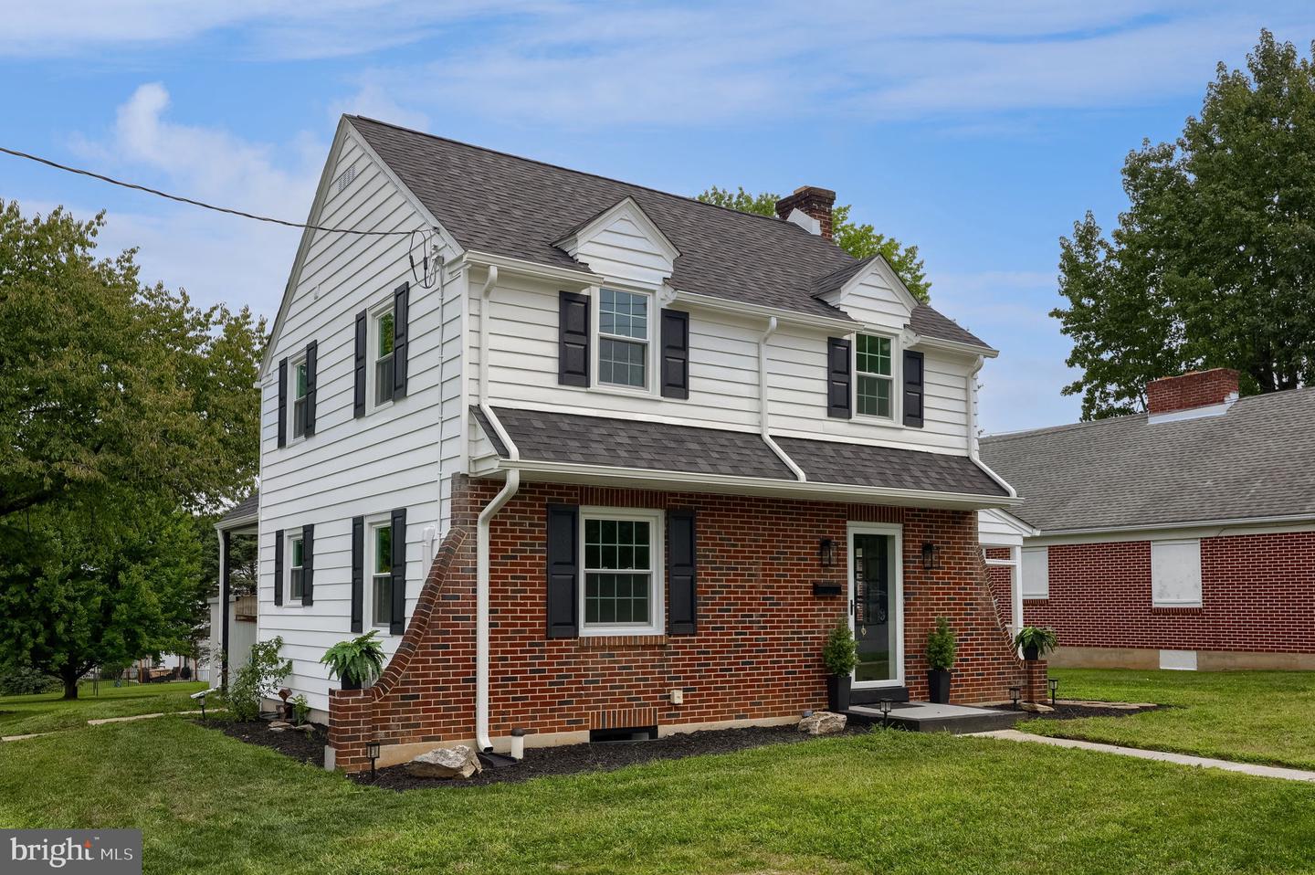 11 E Herman Avenue Property Photo 1