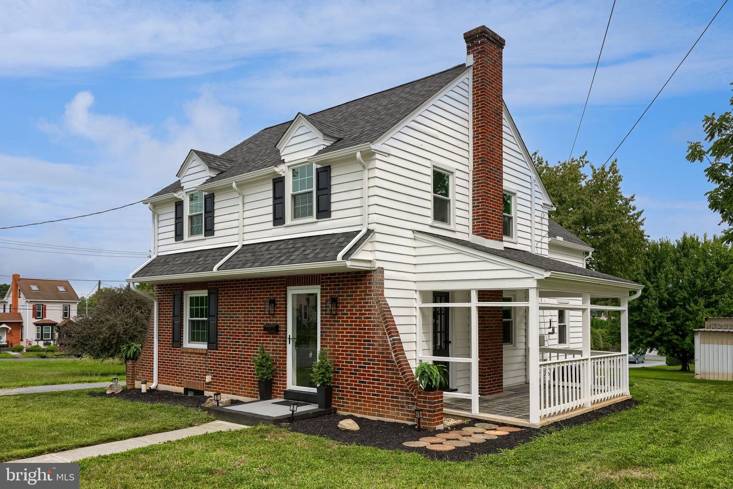 11 E Herman Avenue Property Photo 6