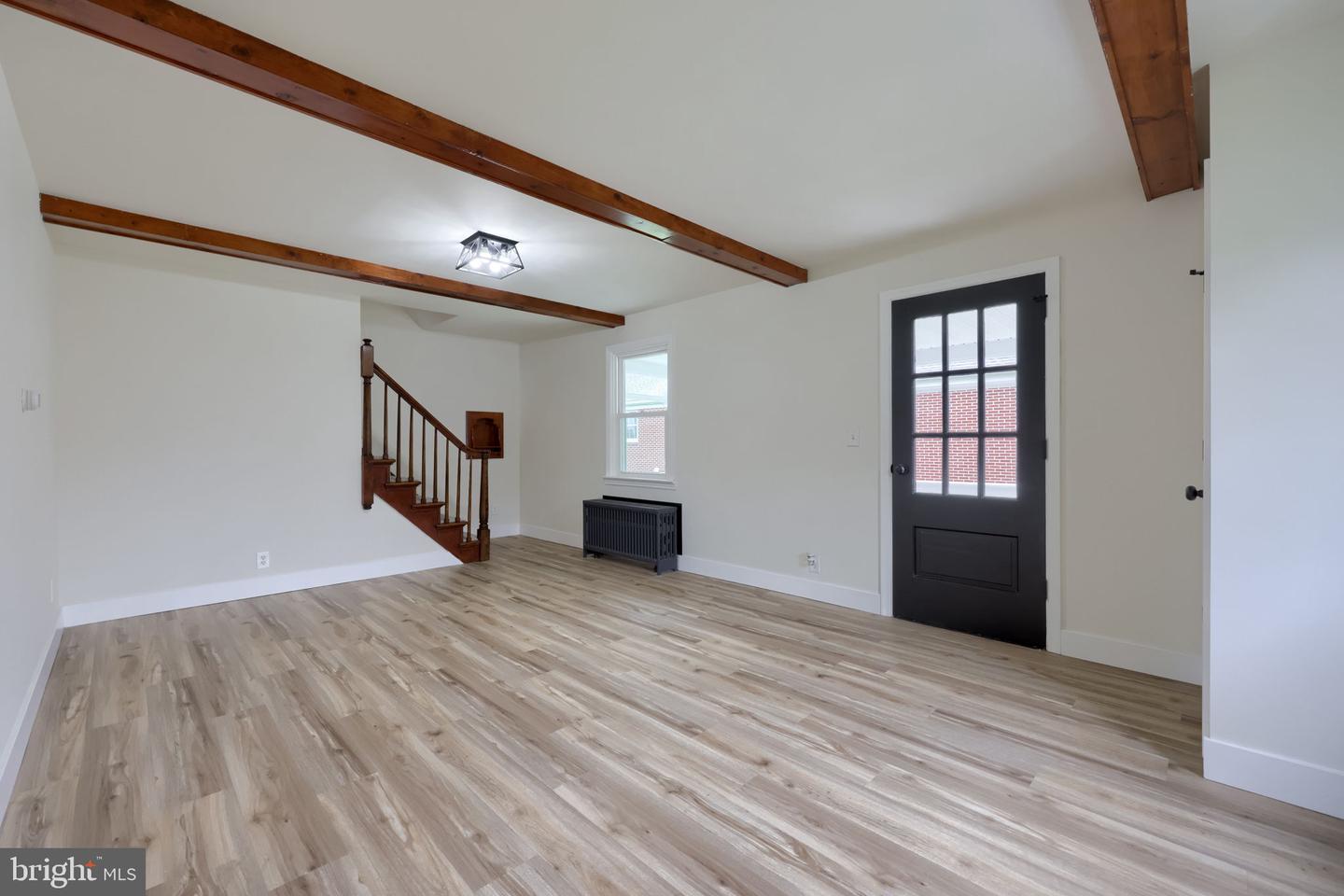 11 E Herman Avenue Property Photo 15