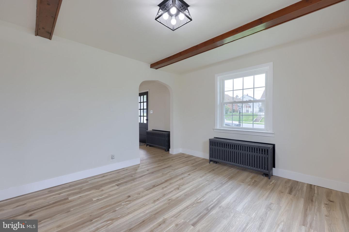 11 E Herman Avenue Property Photo 22