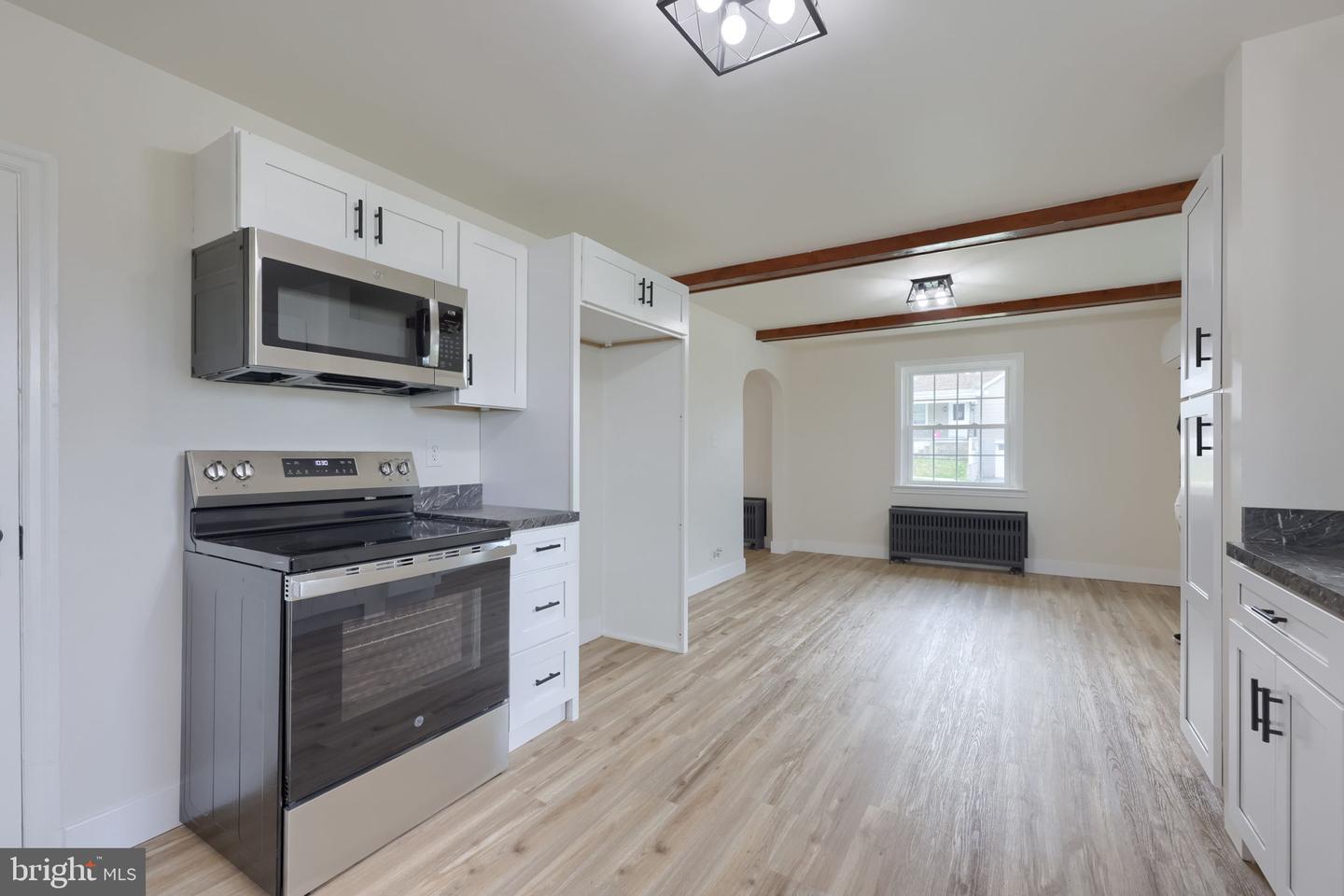 11 E Herman Avenue Property Photo 29