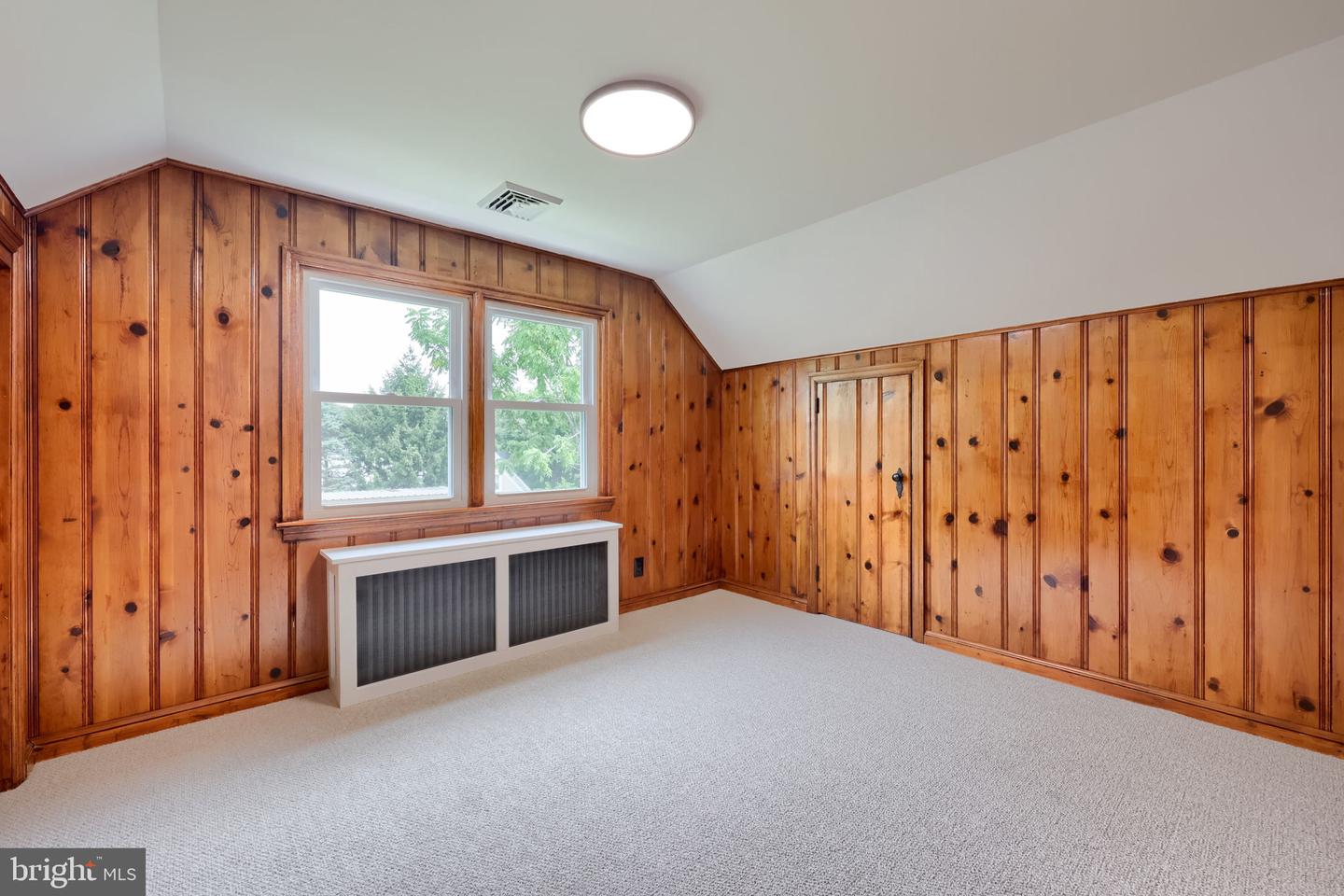 11 E Herman Avenue Property Photo 37