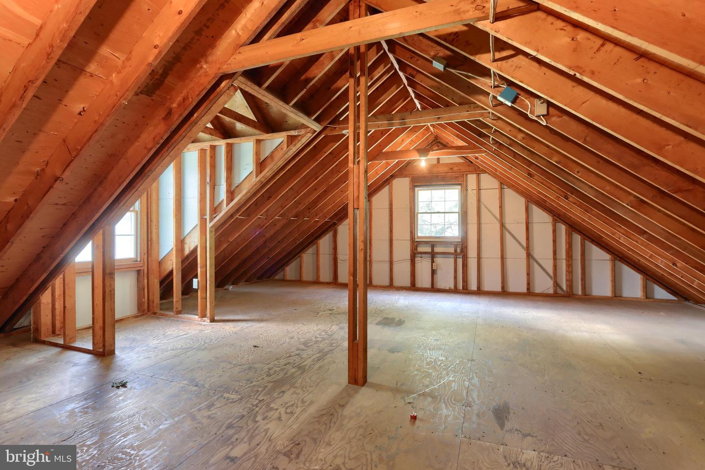 116 Maple Ln Property Photo 32