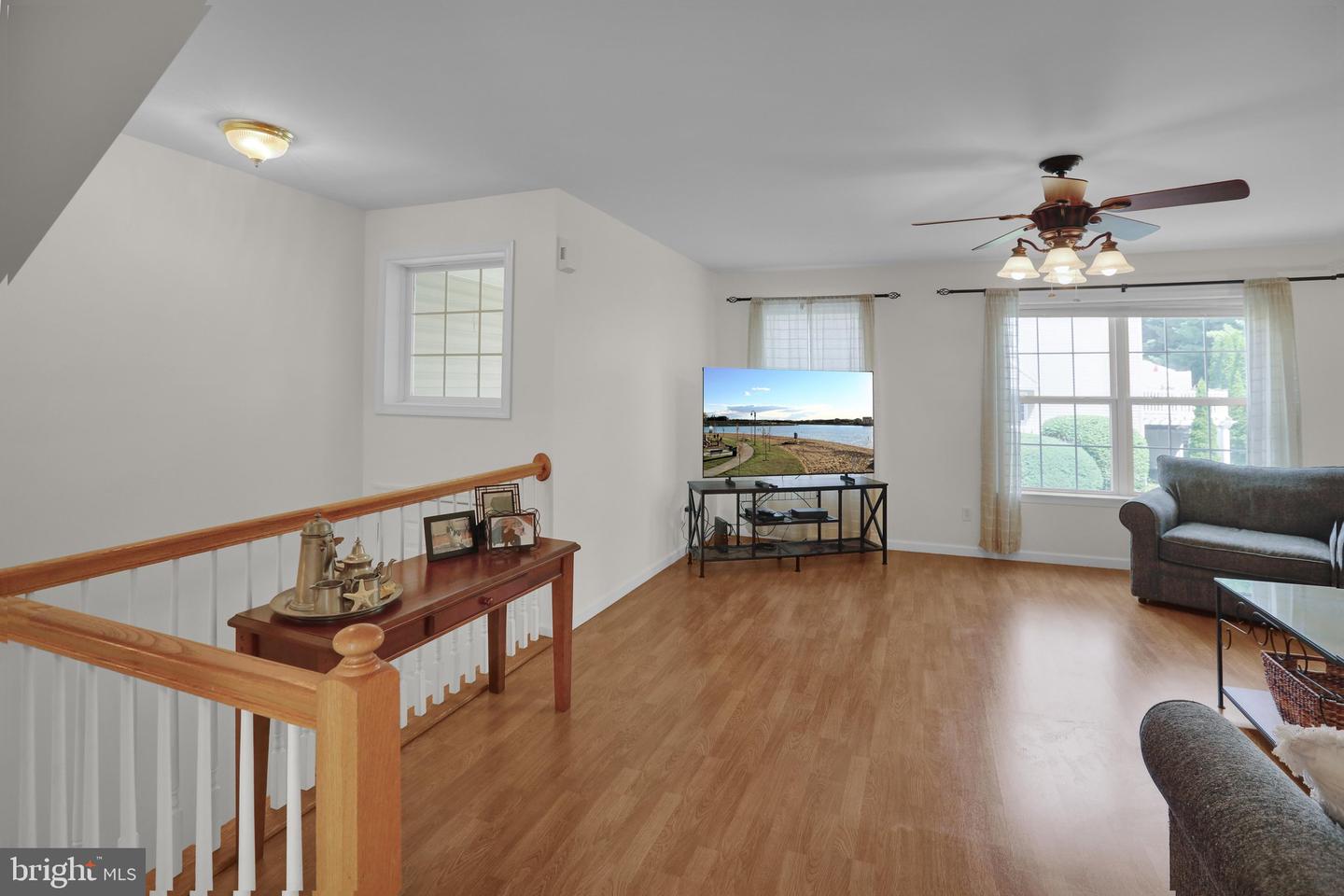 55 Parkside Dr Property Photo 4