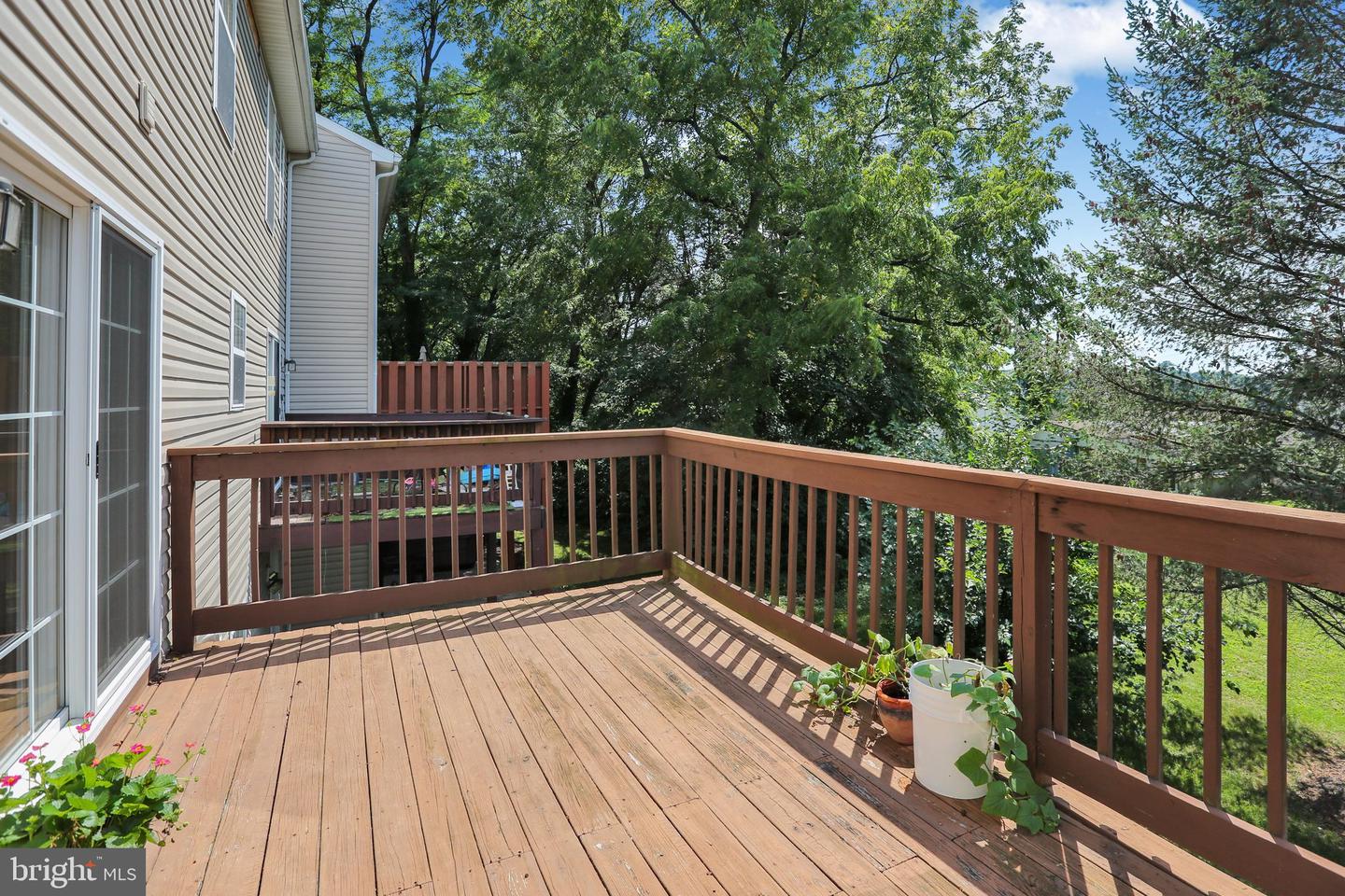 55 Parkside Dr Property Photo 8