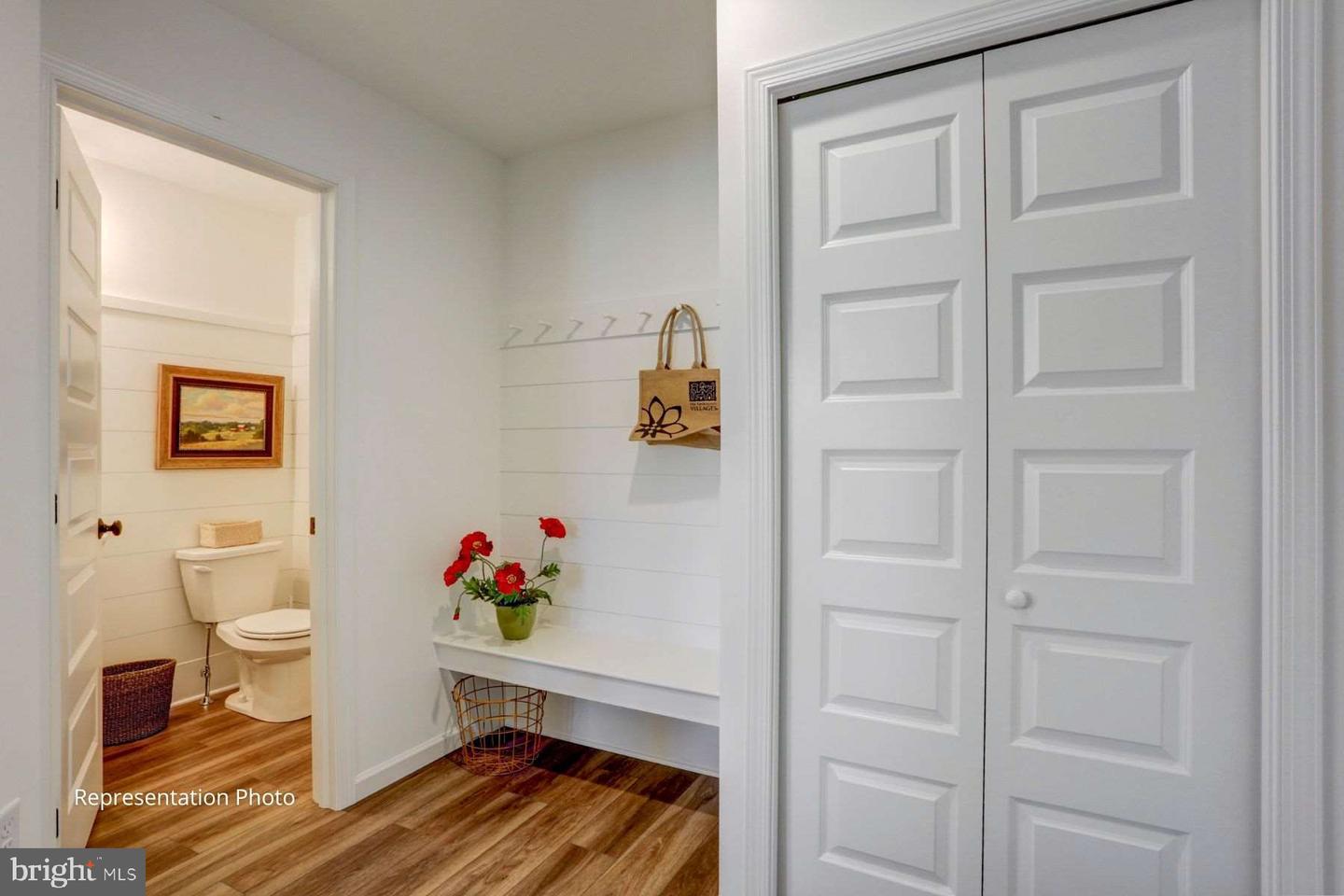 117 Candler Way Property Photo 10