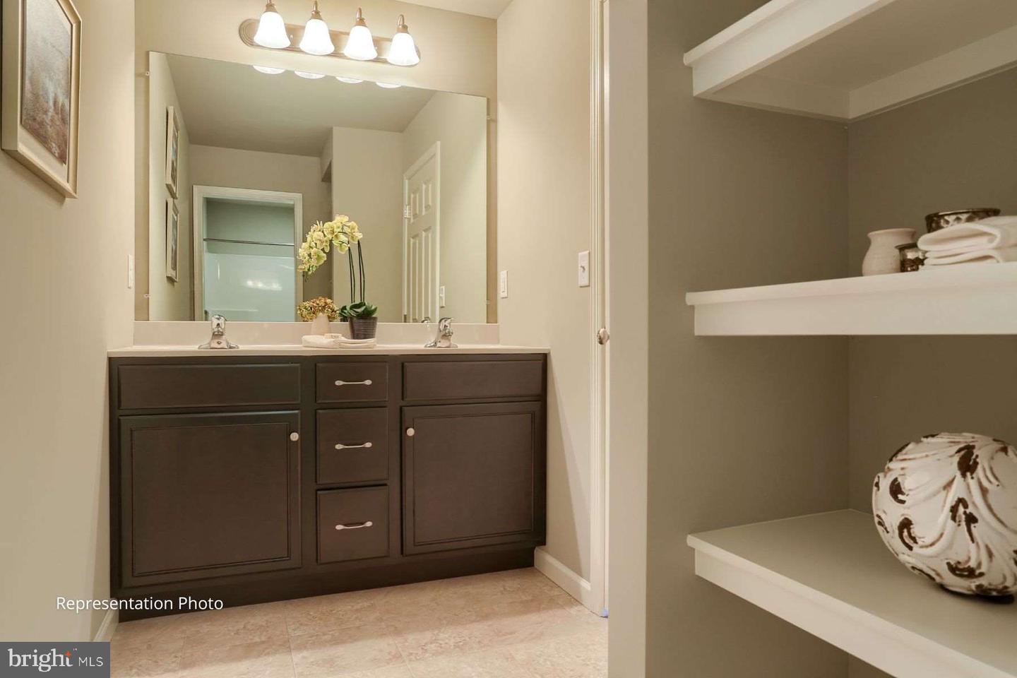 117 Candler Way Property Photo 11