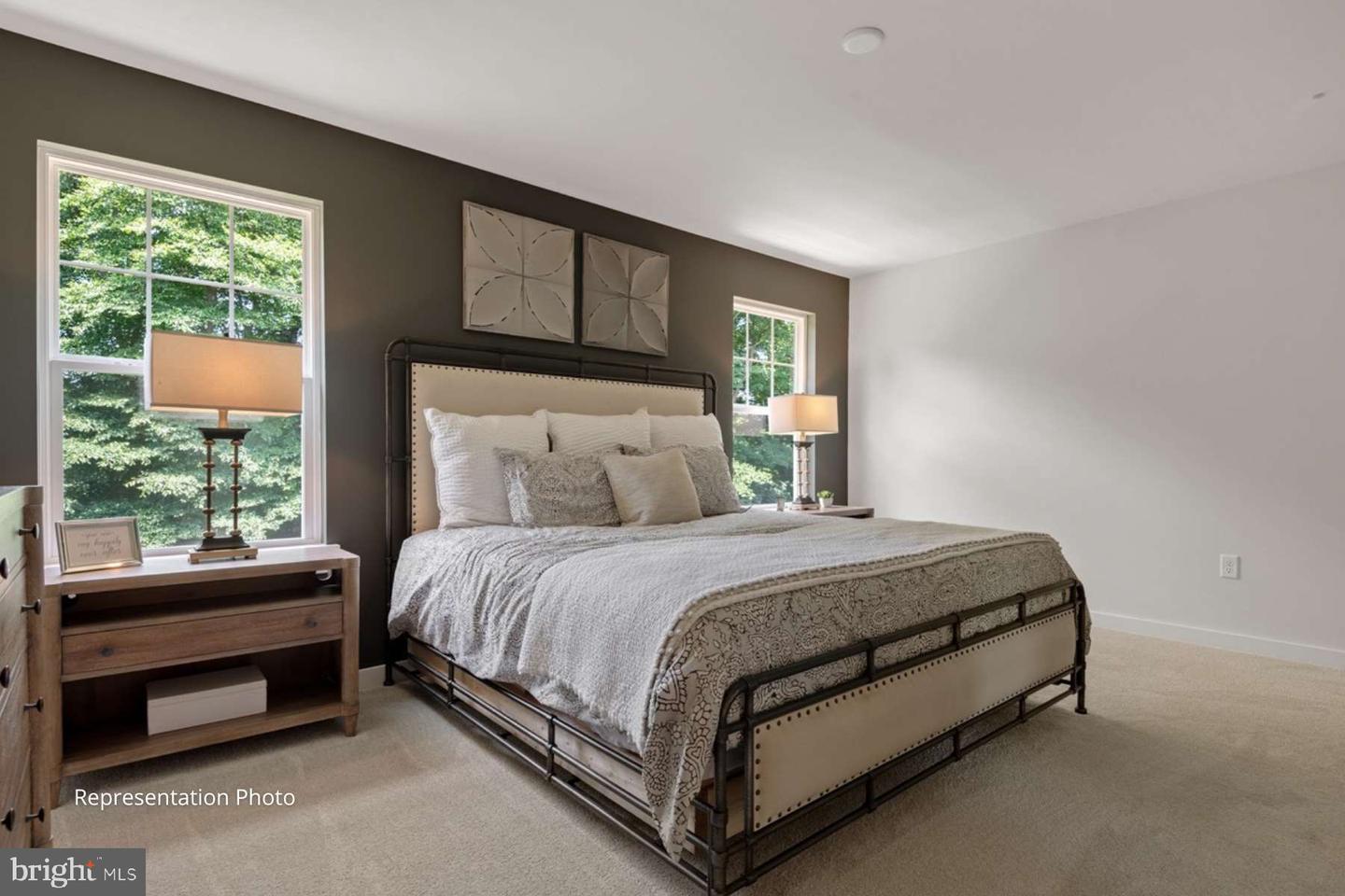 108 Candler Way Property Photo 6