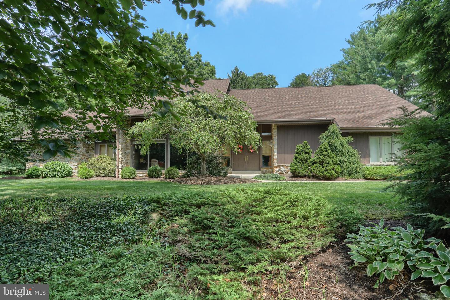 1801 Fieldcrest Rd Property Photo 54