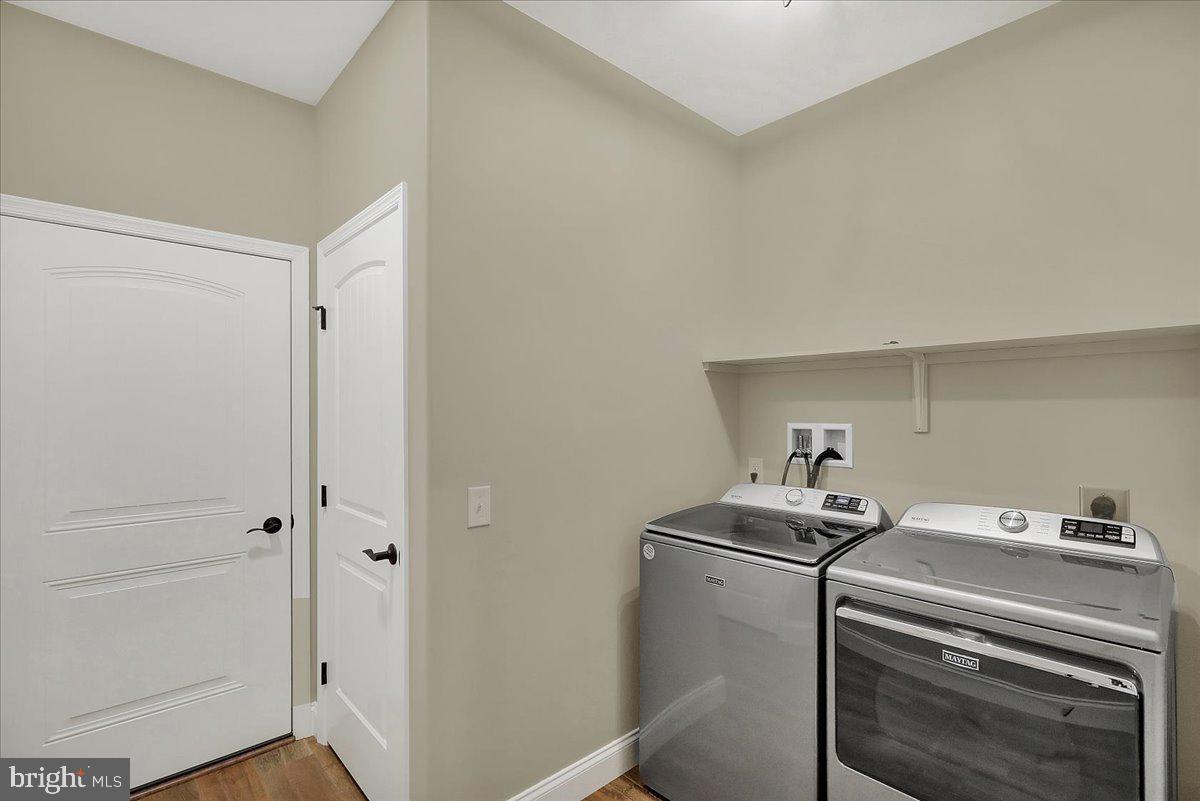 04 Starlight Lane Property Photo 31