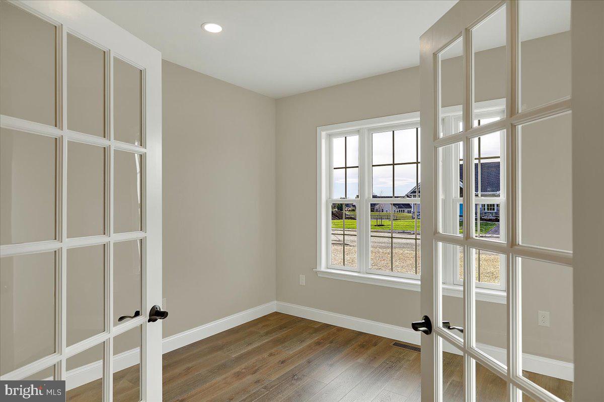 04 Starlight Lane Property Photo 32