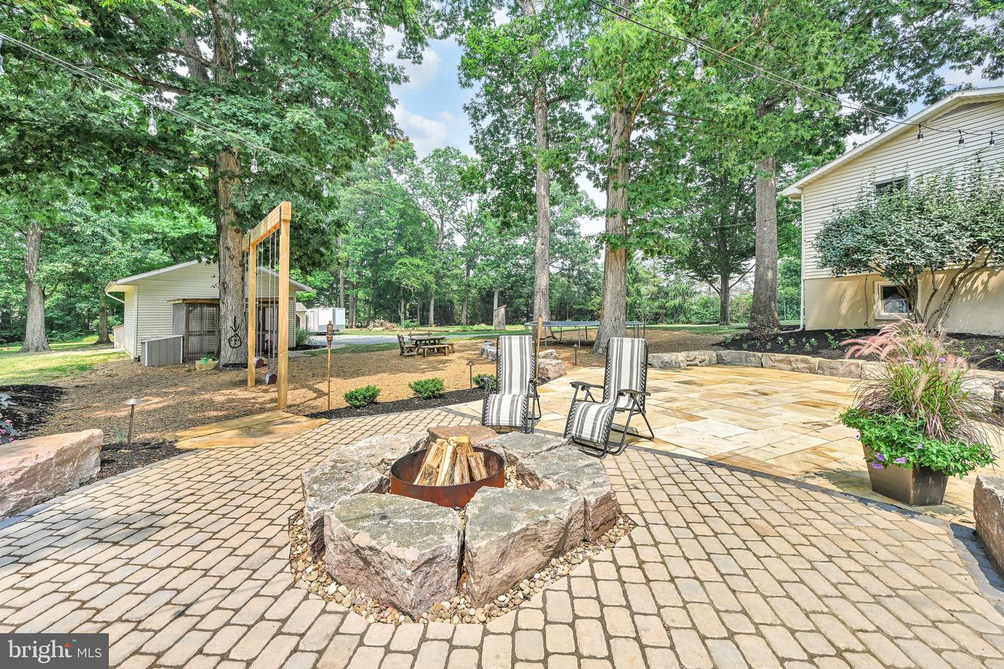 2 Shady Ln Property Photo 50