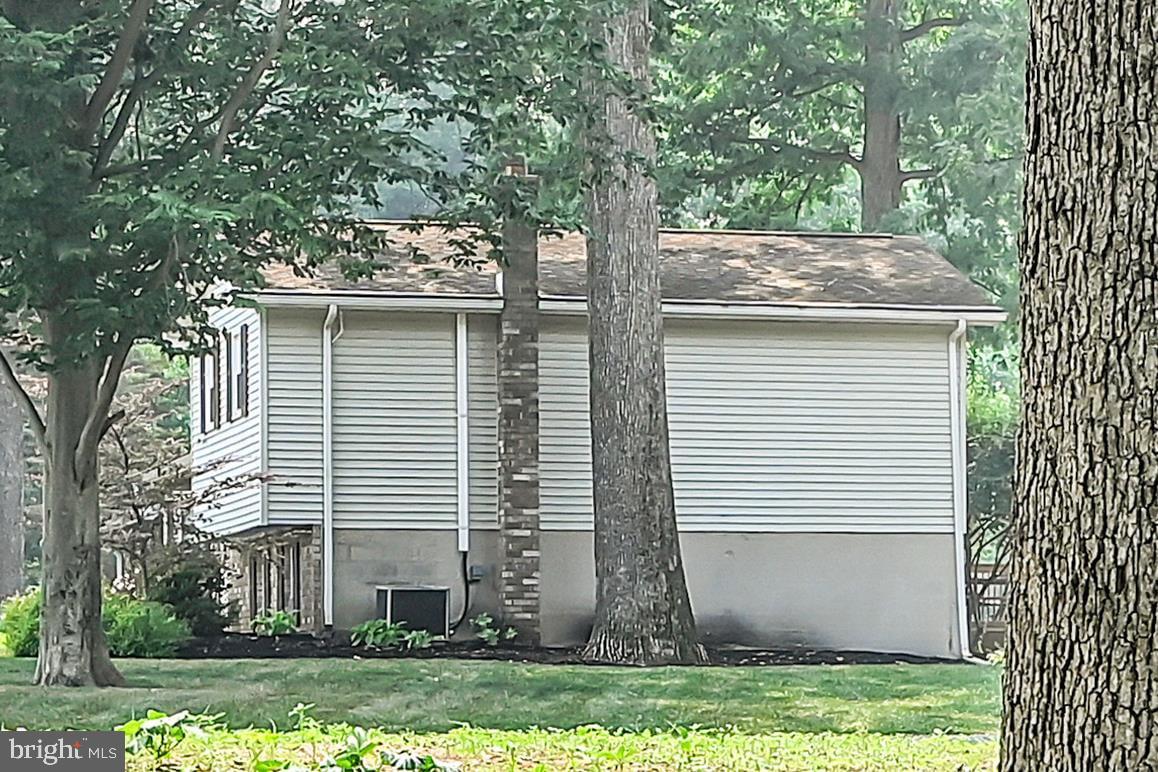 2 Shady Ln Property Photo 69