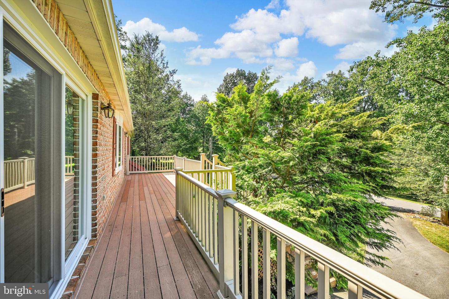 654 Woodlawn Dr Property Photo 45