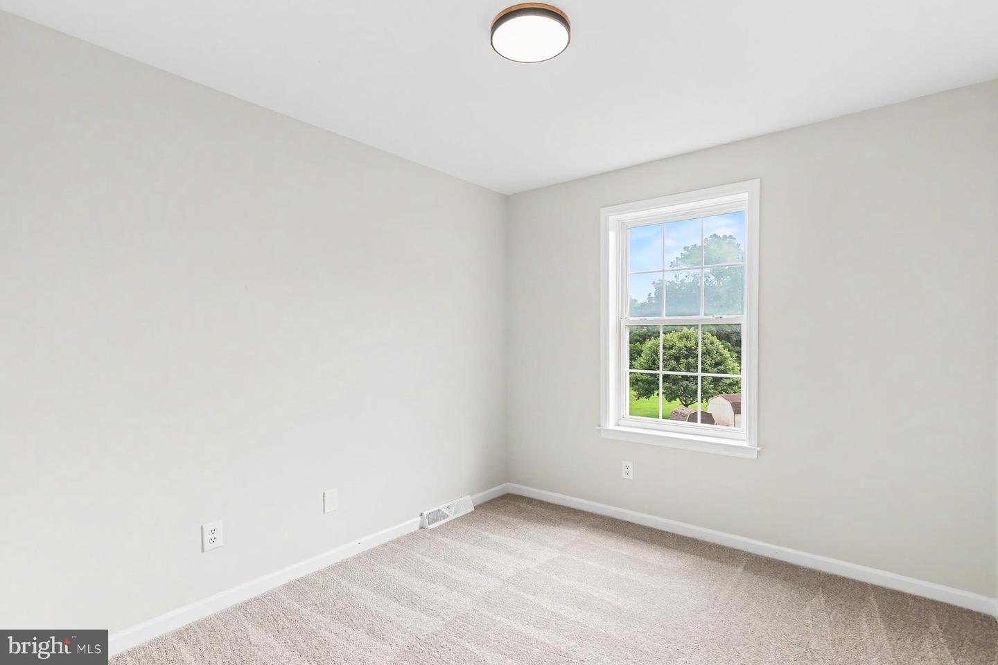 69 Laurel Dr Dr Property Photo 22