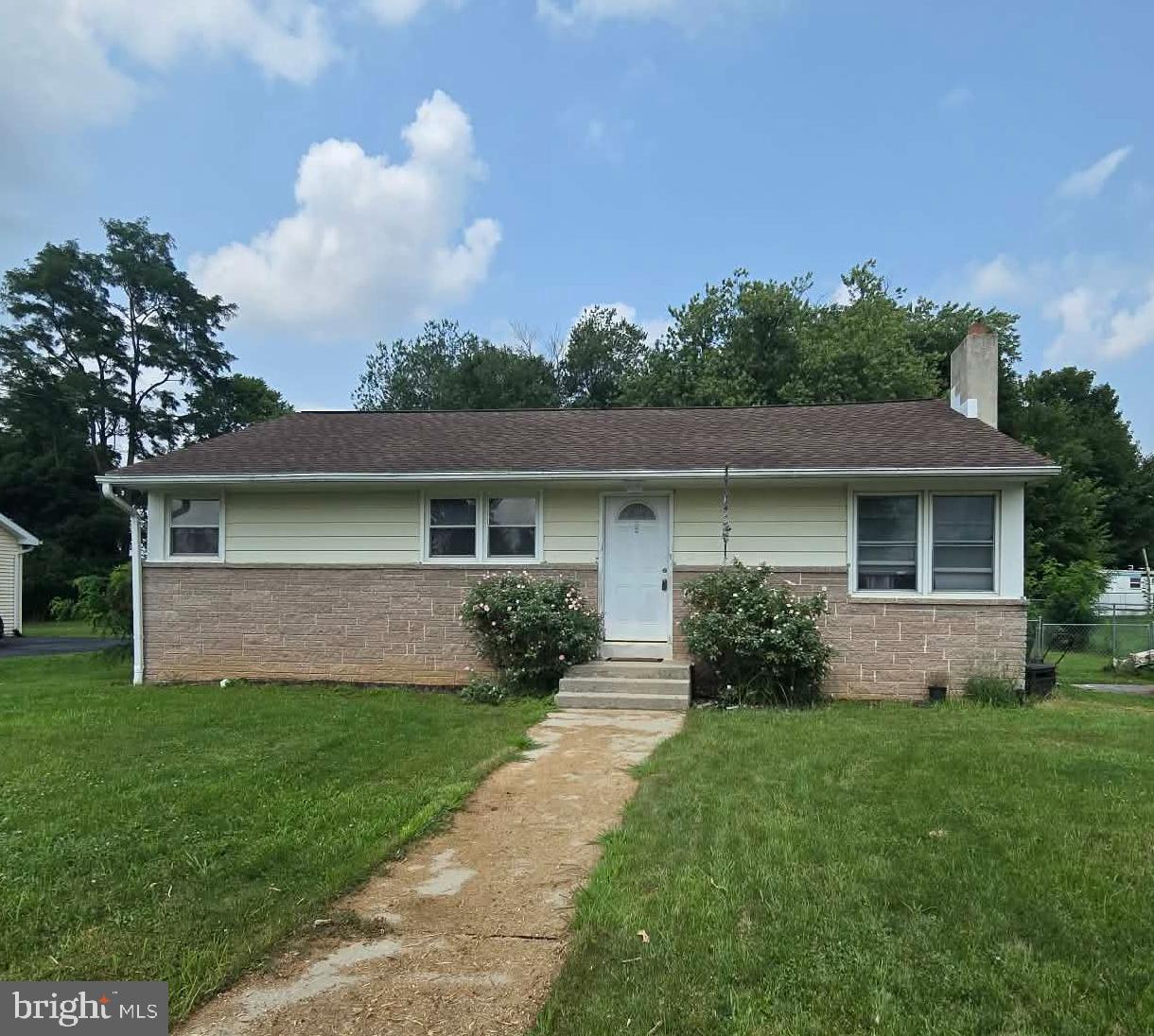 115 Lynmar Ave Property Photo 1