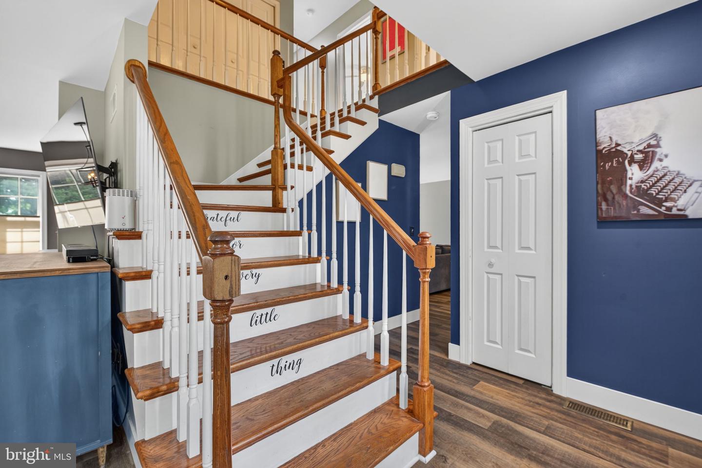 109 Farmstead Cir Property Photo 6