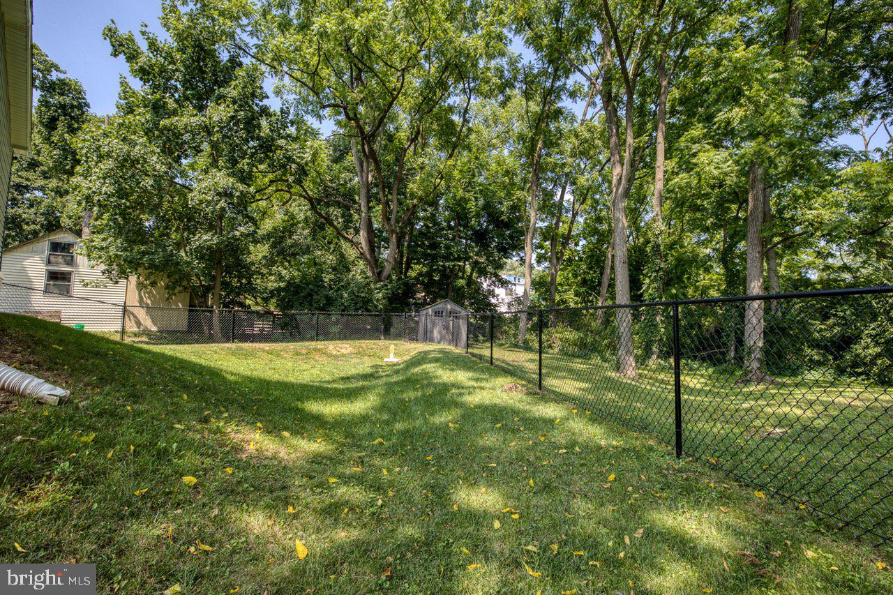 1012 N 9th St Property Photo 16