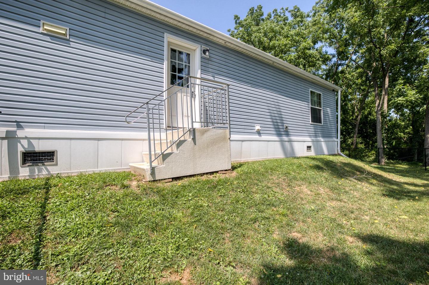 1012 N 9th St Property Photo 17