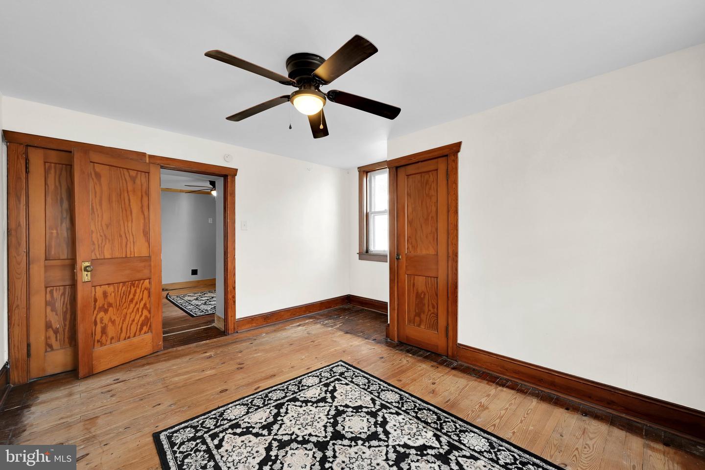 117 W Main St Property Photo 15