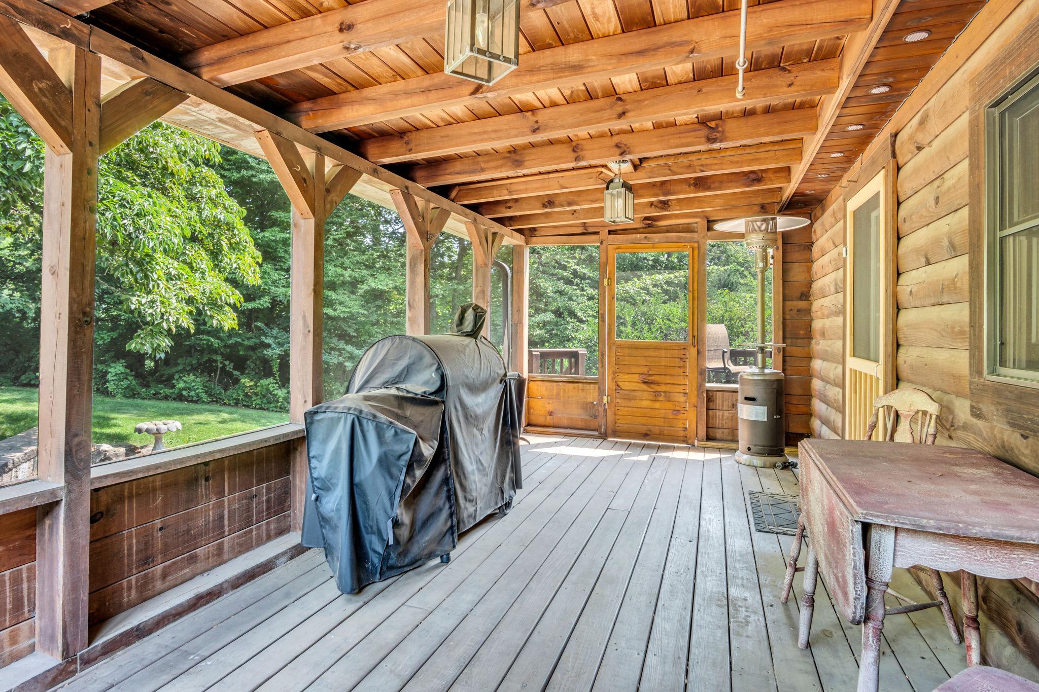 83 S Mountain Rd Property Photo 12
