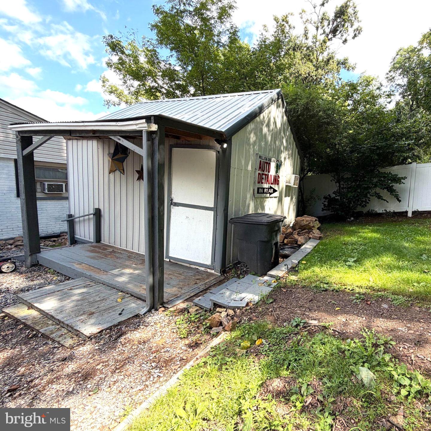 2389 Quarry Rd Property Photo 22