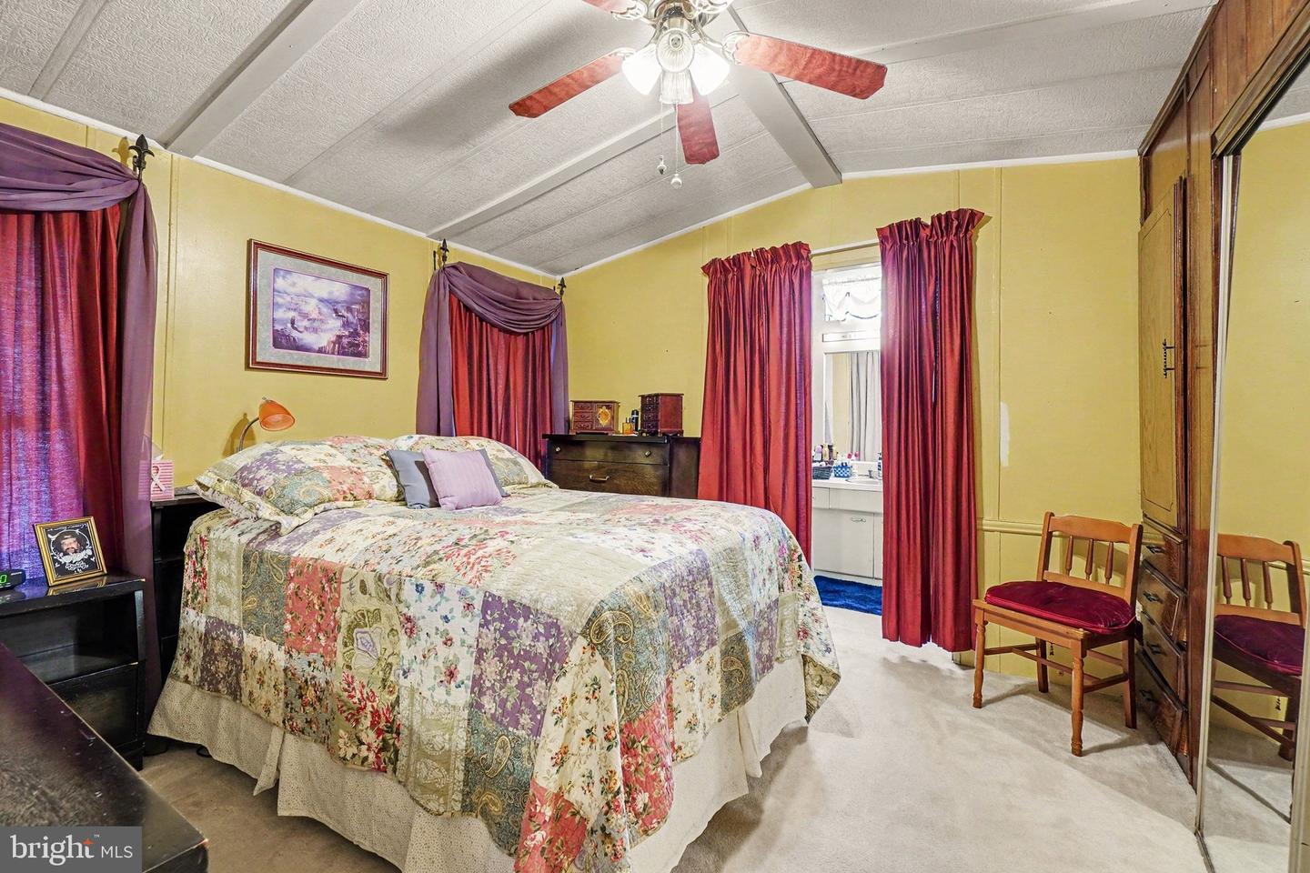 719 Palm City Park Property Photo 10