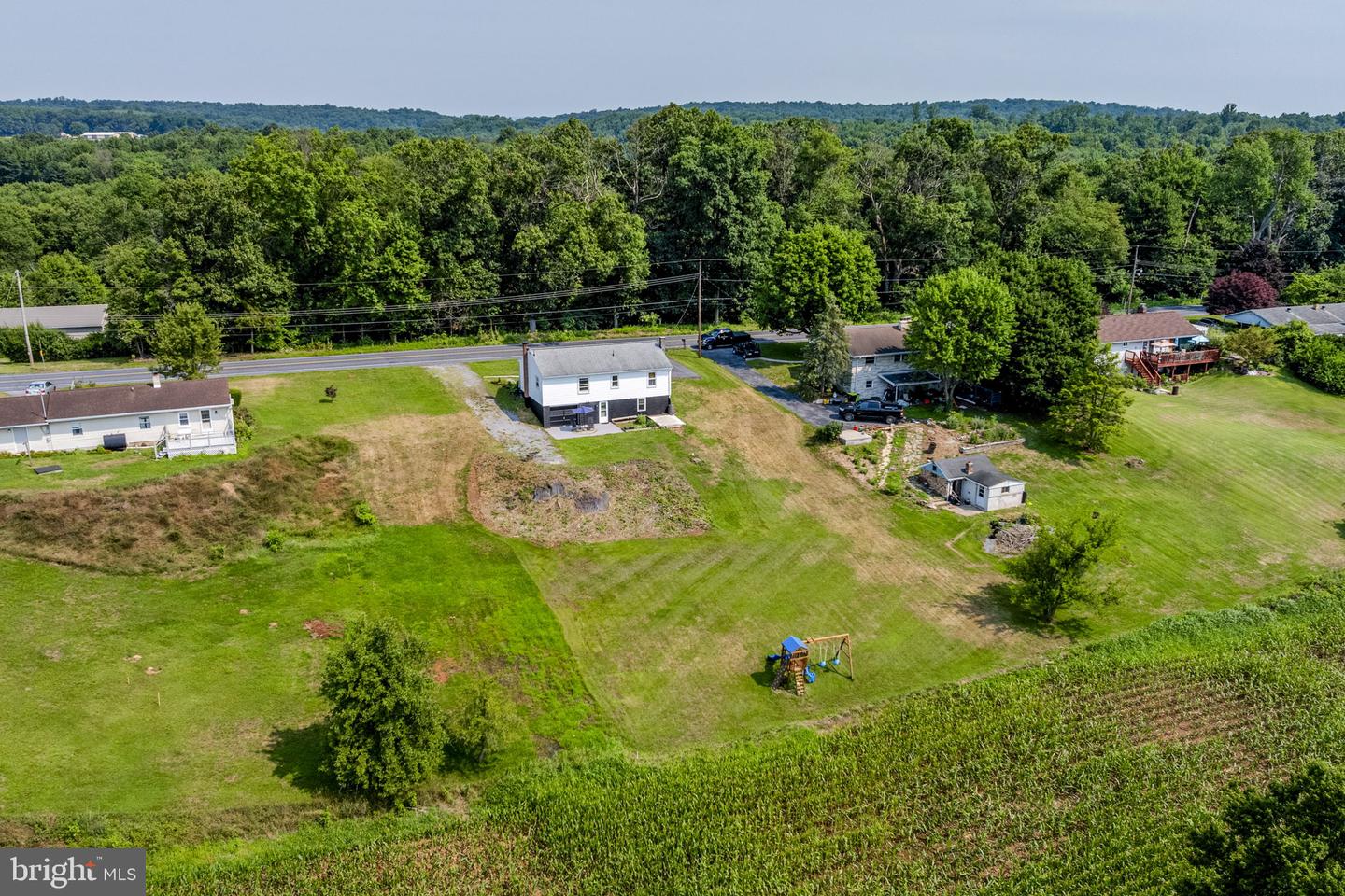 8064 Colebrook Rd Property Photo 16