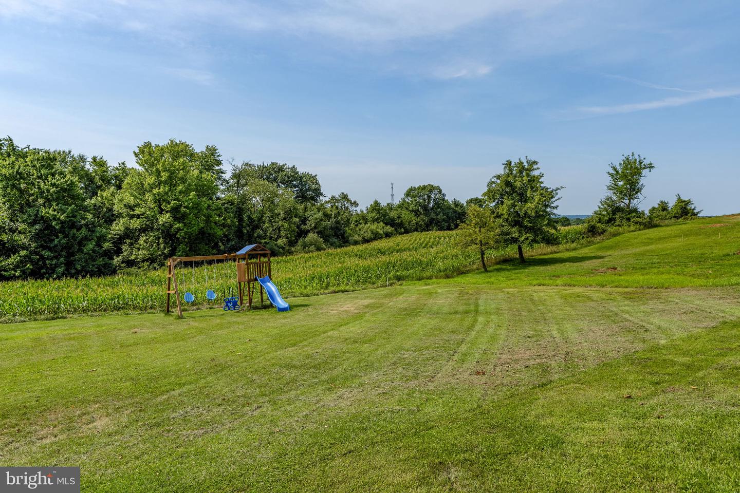 8064 Colebrook Rd Property Photo 18