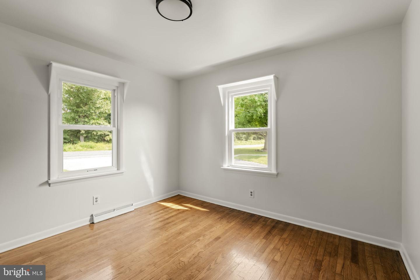 8064 Colebrook Rd Property Photo 30
