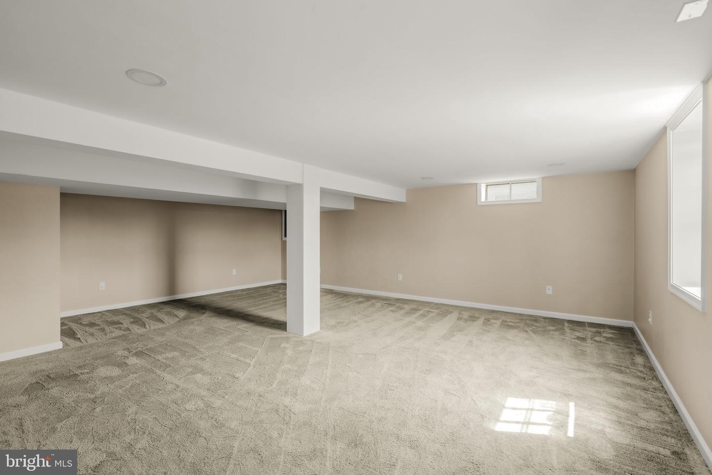8064 Colebrook Rd Property Photo 38
