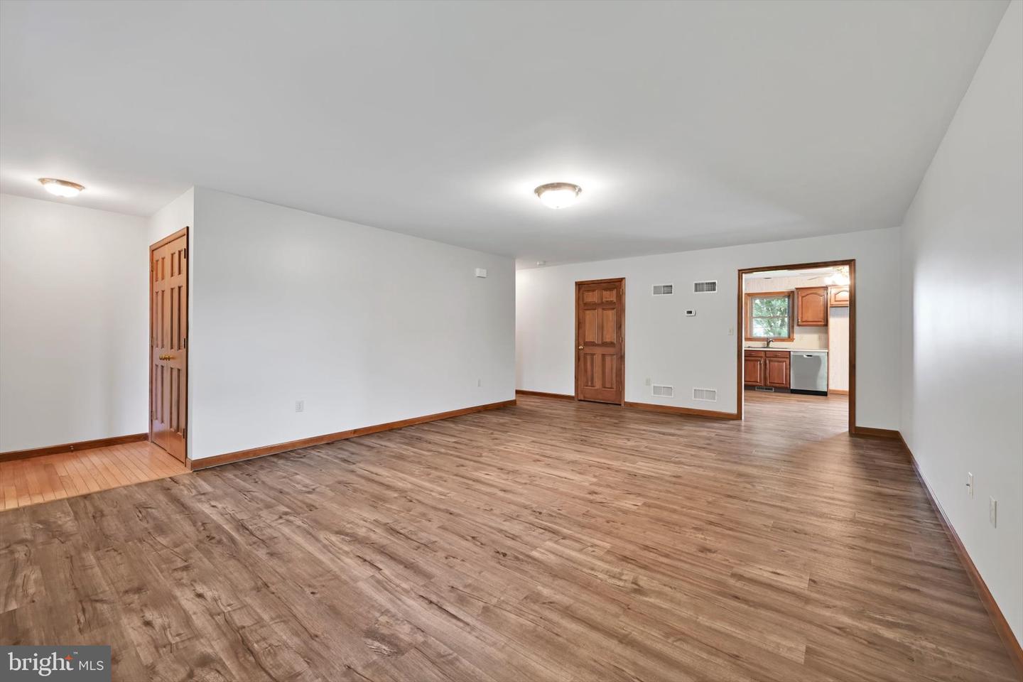 306 Chestnut St Property Photo 9