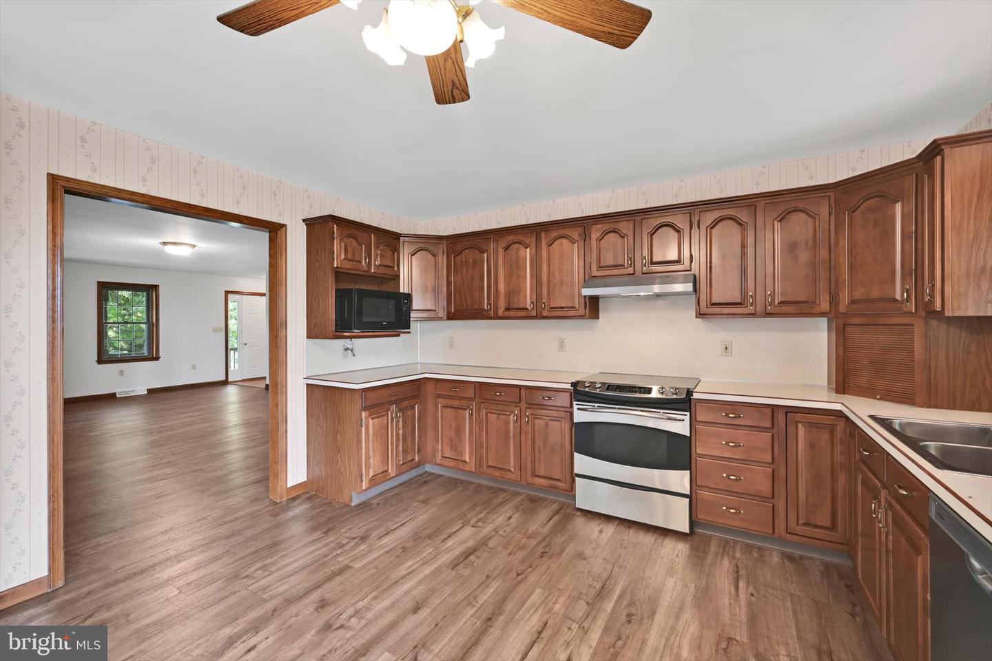 306 Chestnut St Property Photo 10