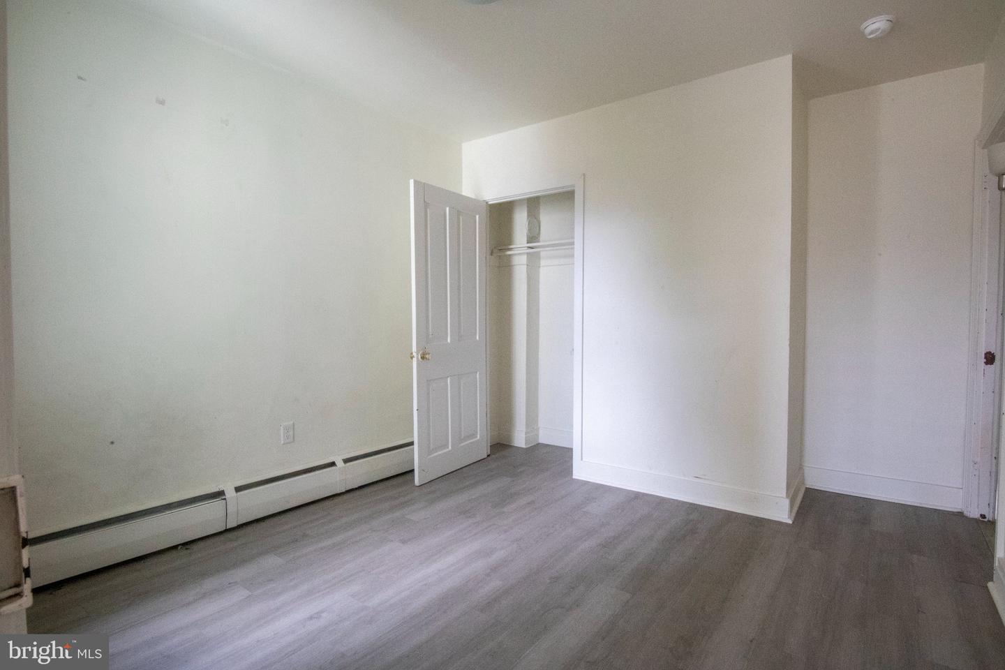 47 Walton St Property Photo 13