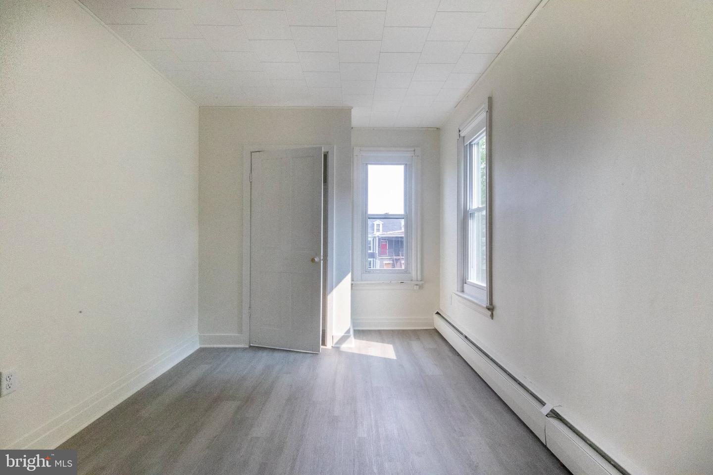 47 Walton St Property Photo 14