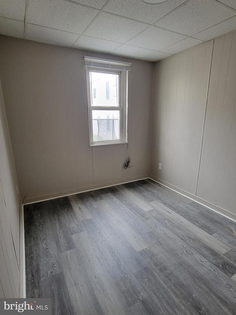 523 Walnut St Property Photo 13