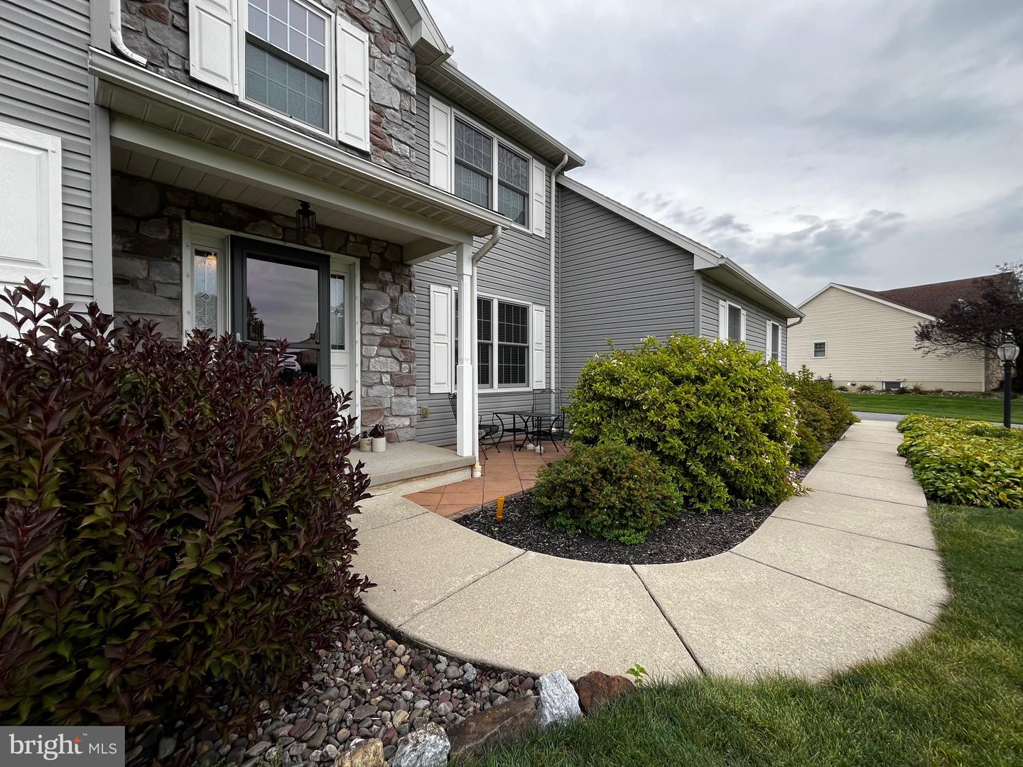 1033 Cider Ln Property Photo 5