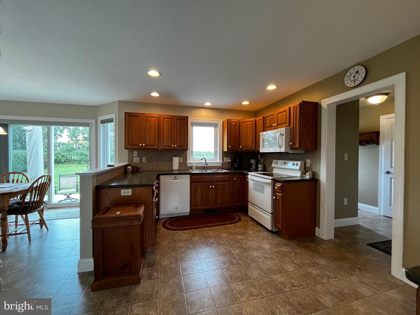 1033 Cider Ln Property Photo 36