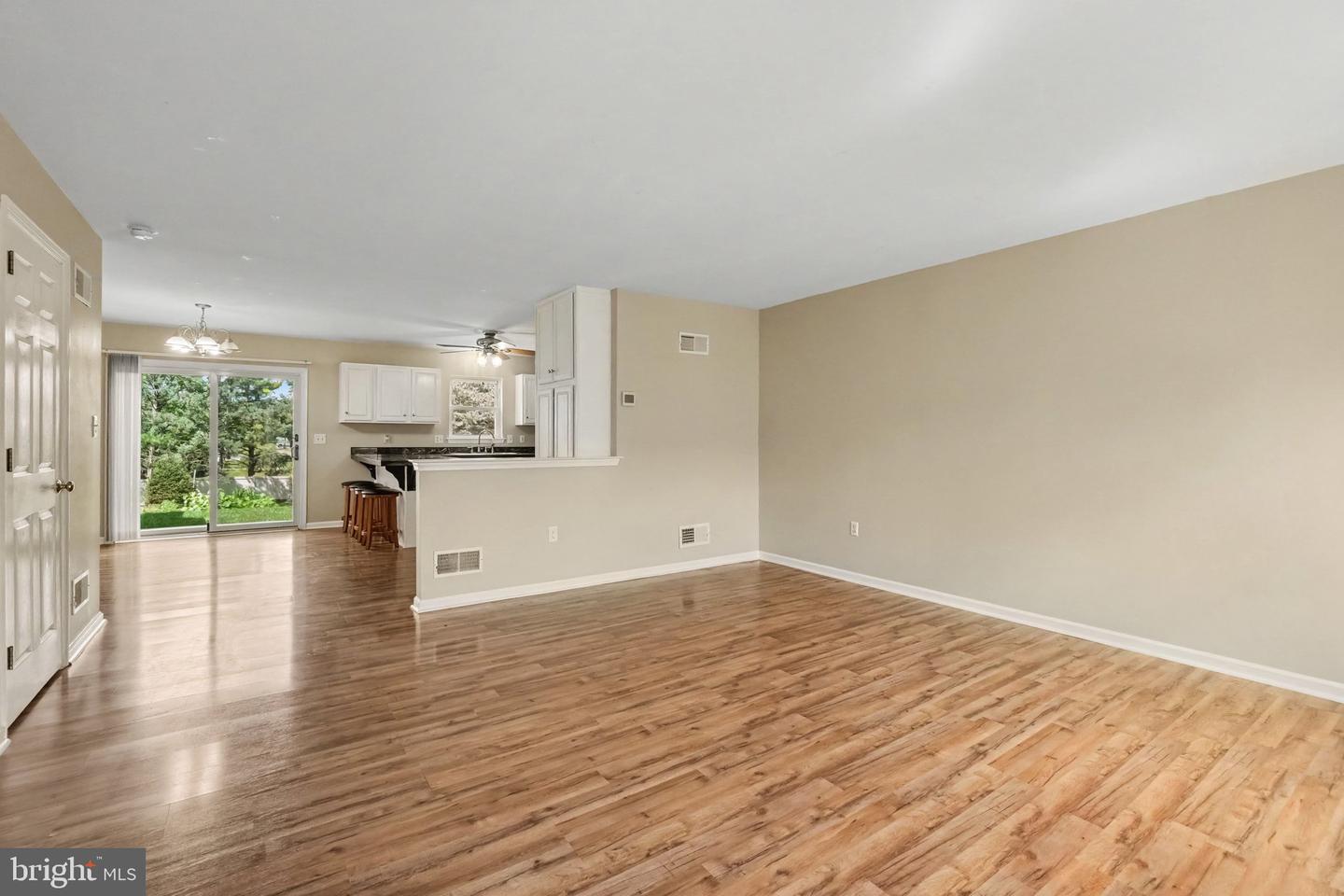 148 Spruce Ct #u-0002 Property Photo 6