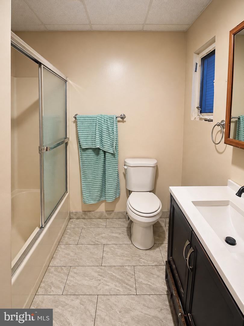 112 N Strawberry St Property Photo 8
