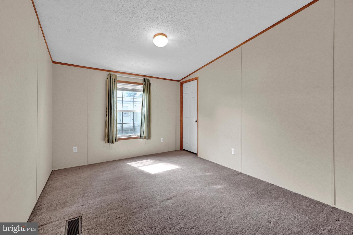 101-a Northcrest Park Property Photo 22