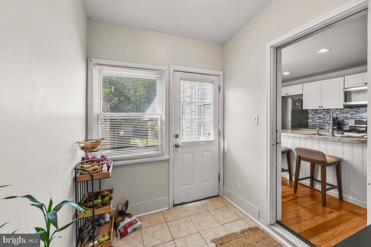 444 Pershing Ave Property Photo 27