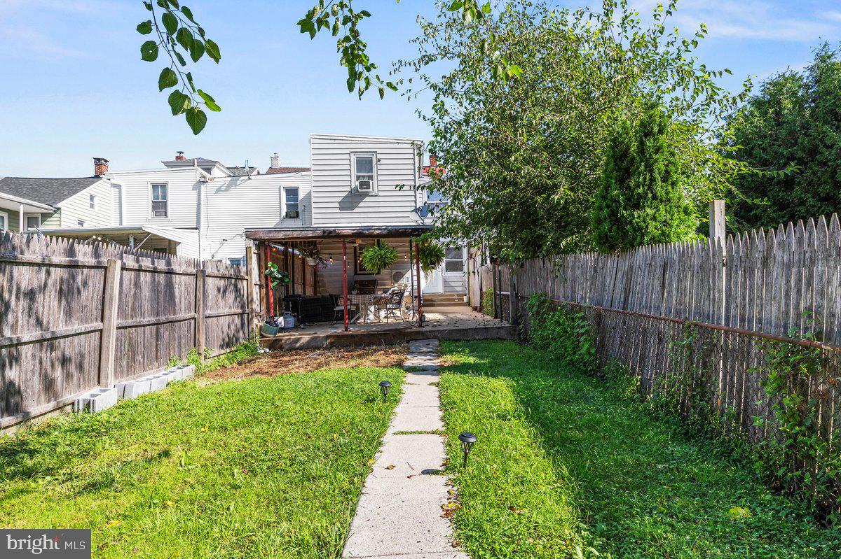 444 Pershing Ave Property Photo 30